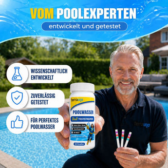 Ein lächelnder Mann an einem Pool hält eine Flasche TerraUno Aquacheck Teststreifen und drei Streifen. Der deutsche Text hebt die wissenschaftliche Entwicklung hervor, vom Chlortest bis zum pH-Wert-Test, für ideales Poolwasser. Blaue und weiße Grafiken zeigen die Zuverlässigkeit.