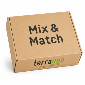 Ein brauner Karton mit der Aufschrift „Mix  Match“ auf dem Deckel und dem grünen „uno“-Logo von TerraUno auf der Vorderseite – ideal zur Präsentation Ihres Produktpakets oder zur Verwendung in Ihrer BYOB-App.