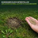 Eine Hand streut Rasensamen auf eine kahle Stelle im Rasen, begleitet von einem deutschen Text, der für „TerraUno Premium – Rasendünger mit Unkrautvernichter 22-5-5“ wirbt, mit dem sich Lücken schnell und effektiv schließen lassen und Ihr Rasen unkrautfrei bleibt.